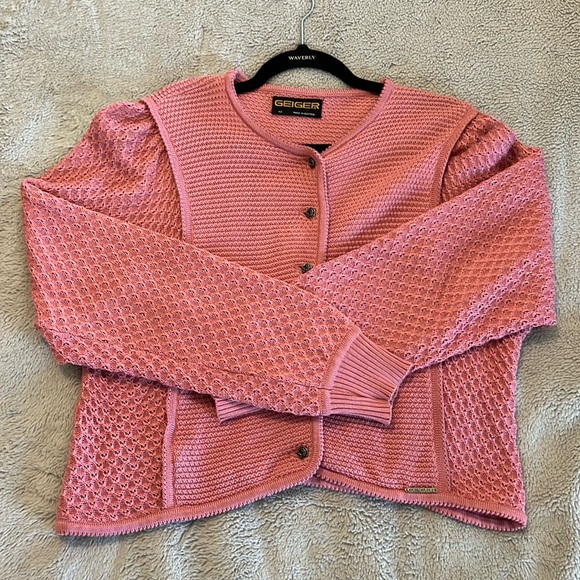 Geiger Pink sweater - Picture 3 of 6